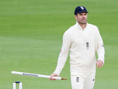 James Anderson sets his sights on 2021/22 Ashes as he joins '600 club'