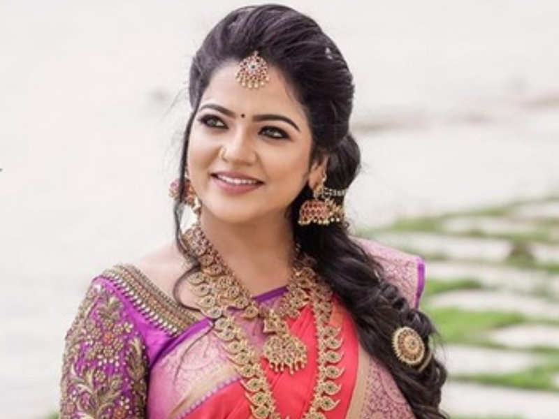 TV actress Chithu is engaged to a businessman