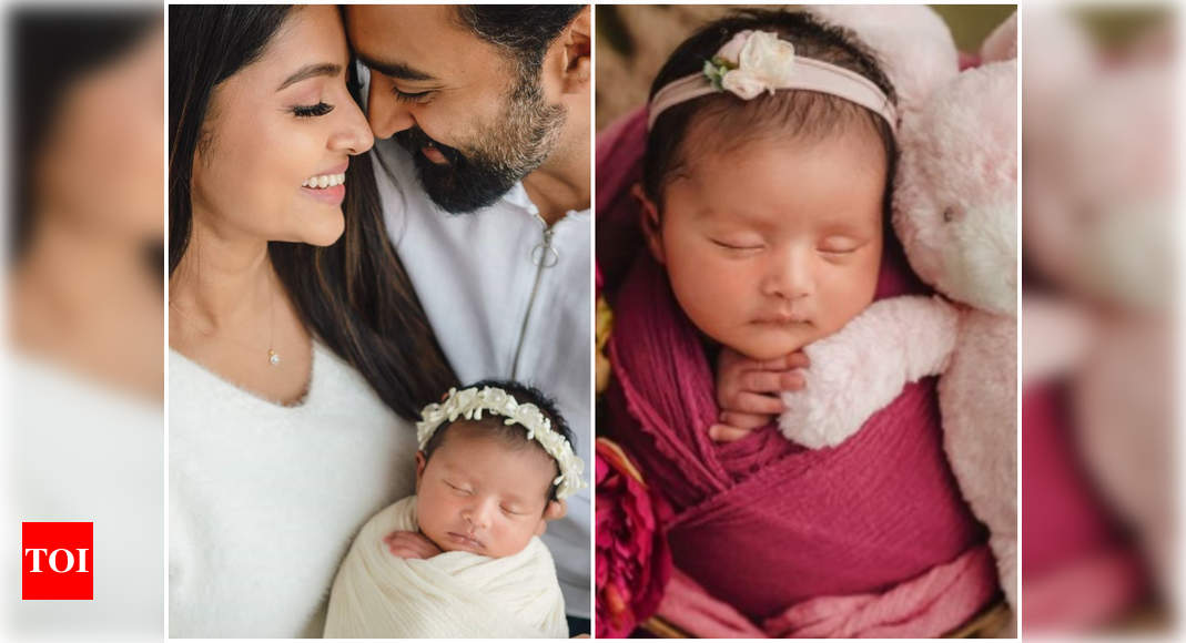 Actress Sneha Maternity Photoshoot 