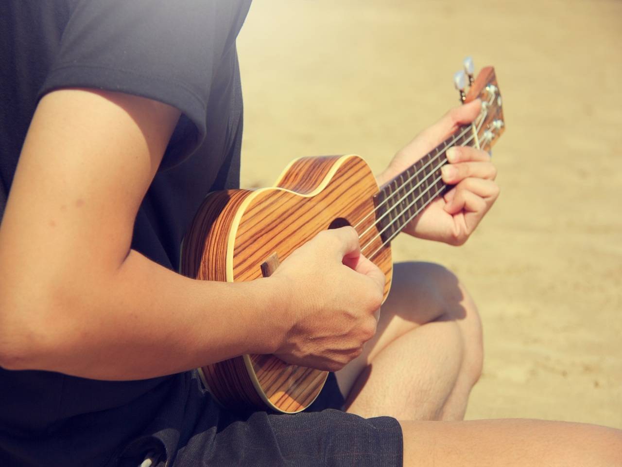 Ukulele Beginners: Affordable options for initial music lessons | Times of India (July, 2023)