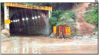 Flash floods, landslides block major roads in HP