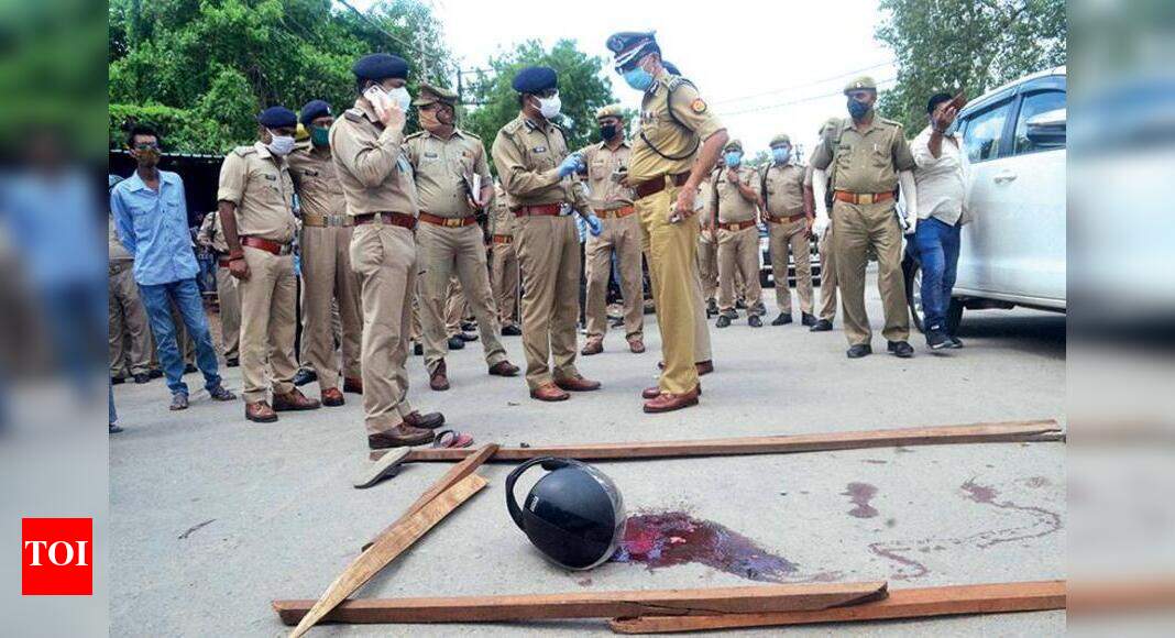 Illegal arms dealer, one other killed in shootout Varanasi News