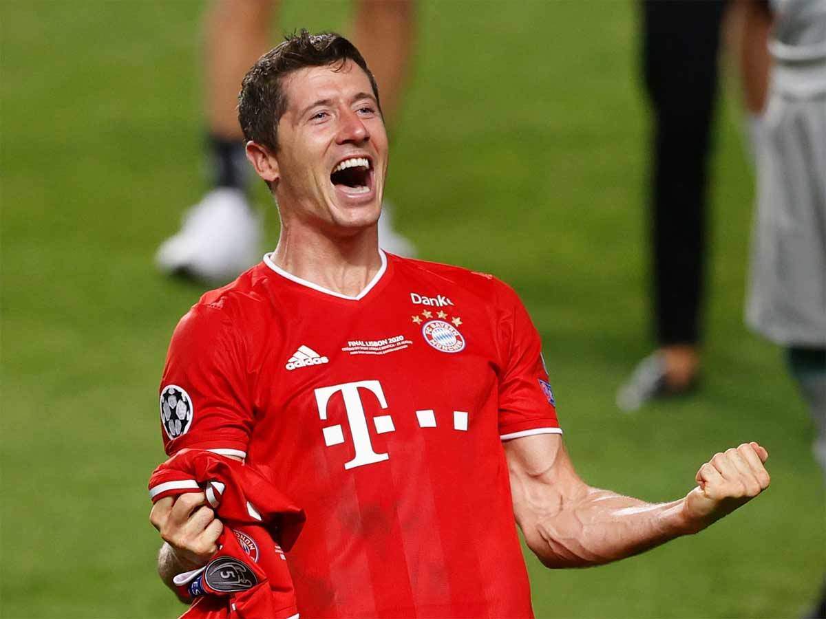 Lewandowski Collects German Player Of The Year Award Football News Times Of India