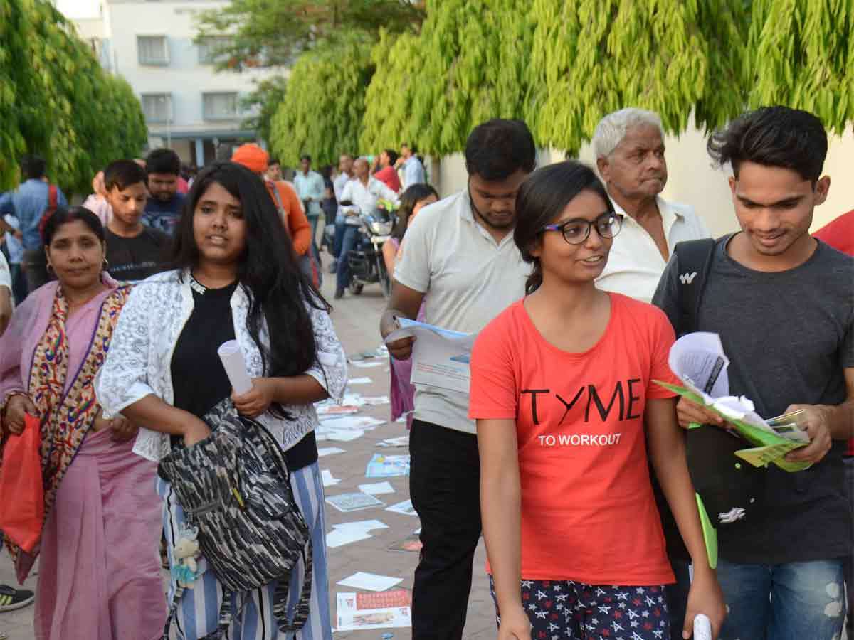 IIT JEE Main 2018 Important Tips: IIT JEE Main Exam 2018: Last minute tips  to score good marks - Times of India