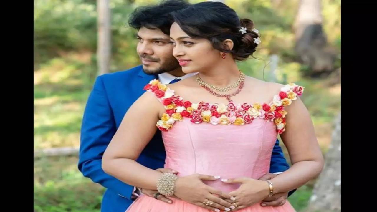 Tollywood couple Noel Sean and Ester Noronha are divorced | Telugu Movie  News - Times of India