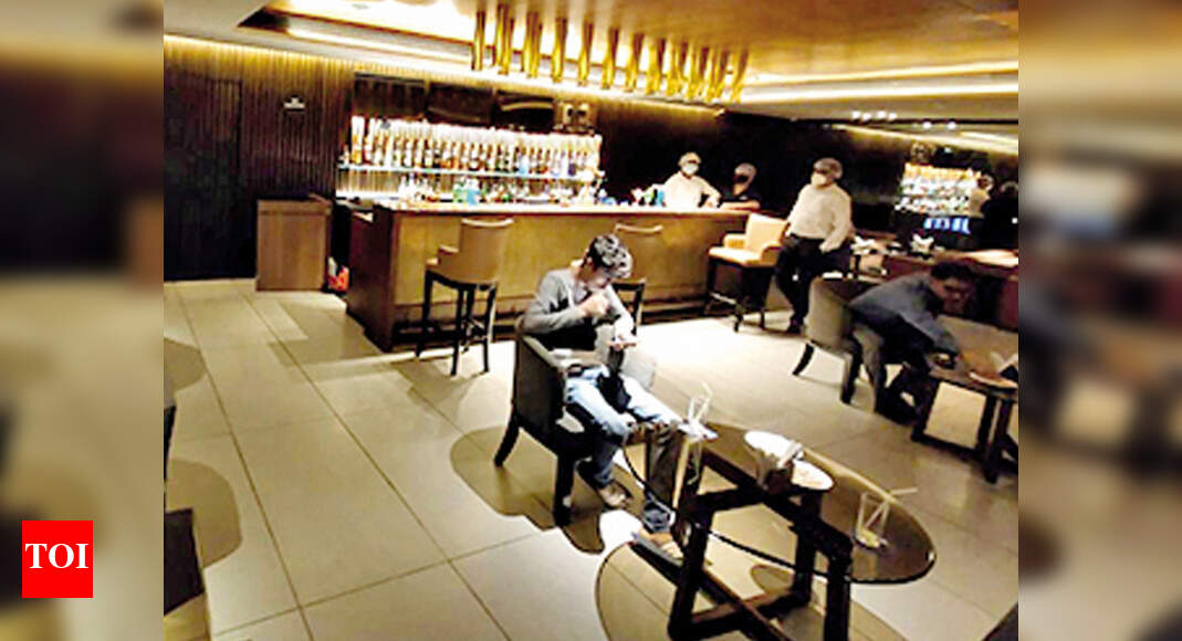 Kolkata Two clubs start serving liquor, others likely to follow suit