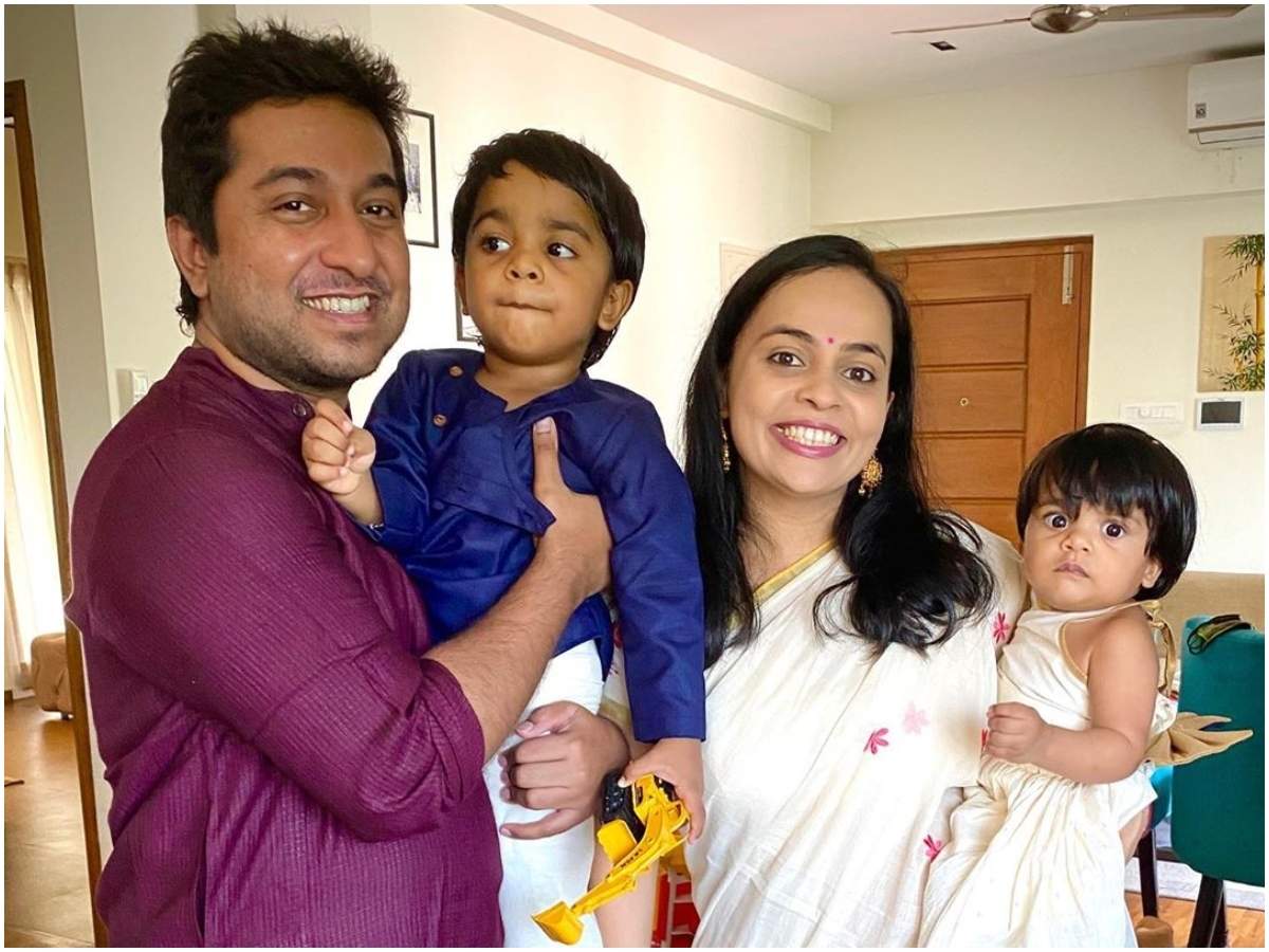 Srinivasan Malayalam Actor Family Honey Rose In