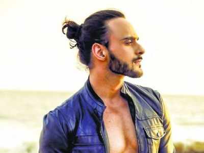 TV star Angad Hasija: There is more struggle in films than serials