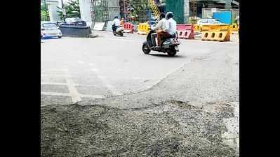 MahaMetro to work with Pune civic body to repair potholes and resurface roads