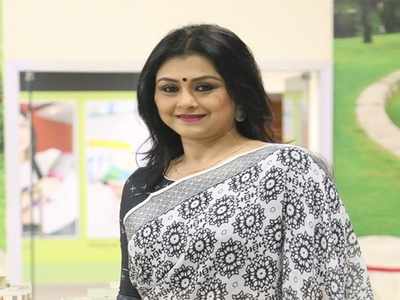 Actress Debjani Chatterjee tests positive for COVID-19