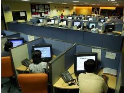 Services activity shrinks for sixth month in August, job losses mount