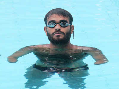 Para-swimmer Suyash Jadhav scripts his own destiny after losing his palms