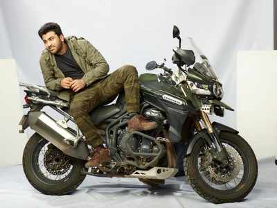 Sharwanand plays an intense and strong role in Maha Samudram: Ajay Bhupathi