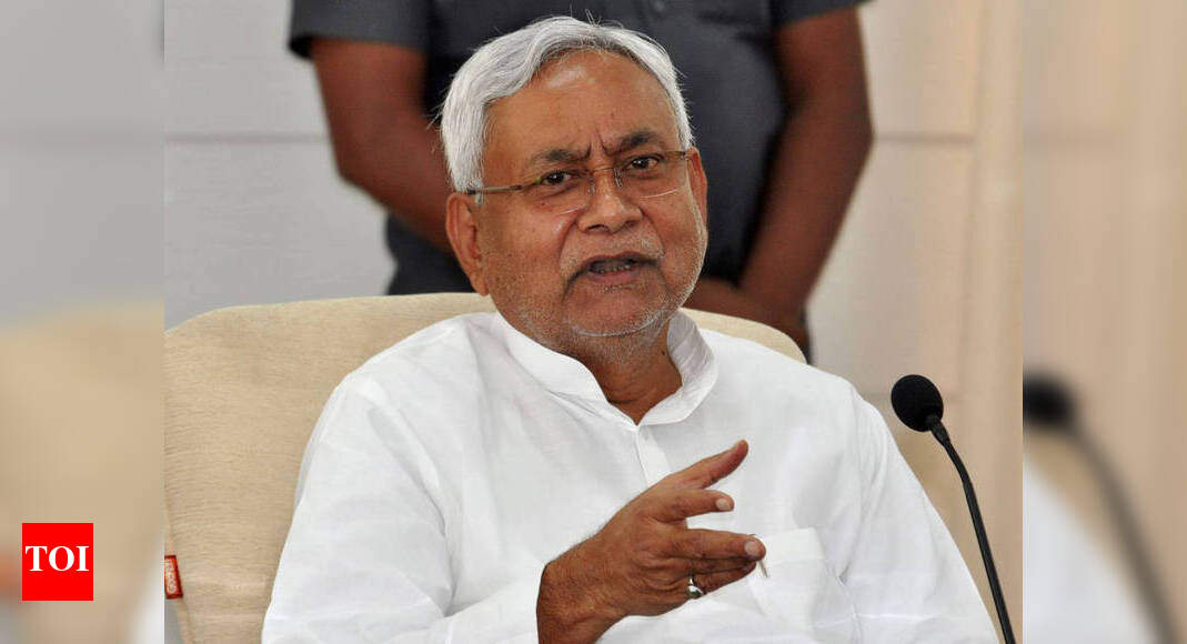 Nitish Kumar rakes up issue of Aishwarya Rai to corner his opponent ...