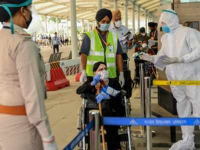 32% intl flyers at Delhi airport brought Covid-negative reports to avail quarantine exemption: Puri
