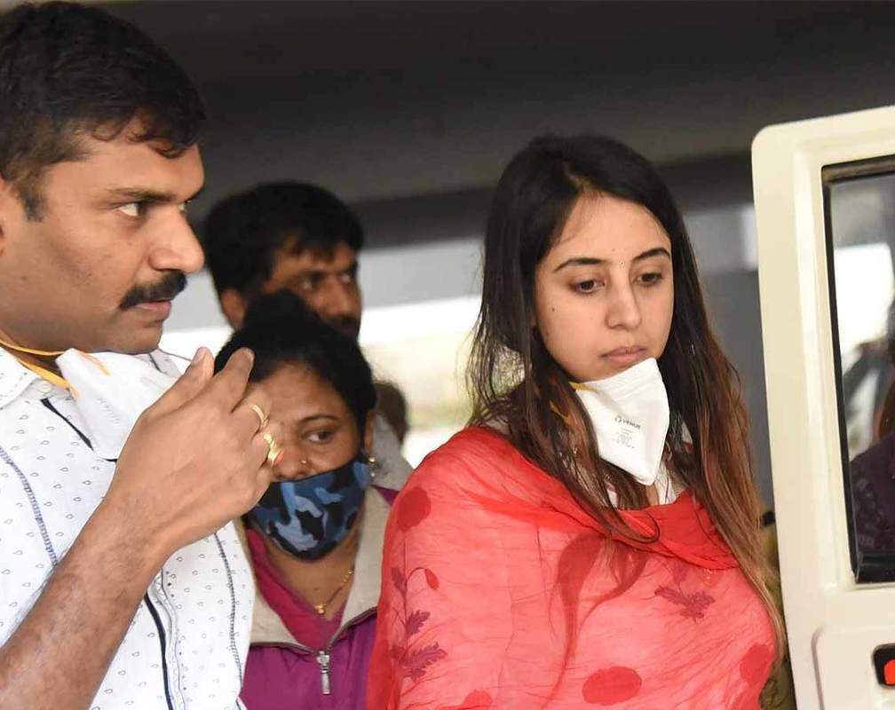 
Kannada film drug racket probe: Actor Sanjjanaa Galrani arrested
