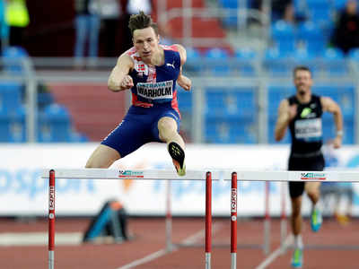 Warholm misses out on 400m hurdles world record