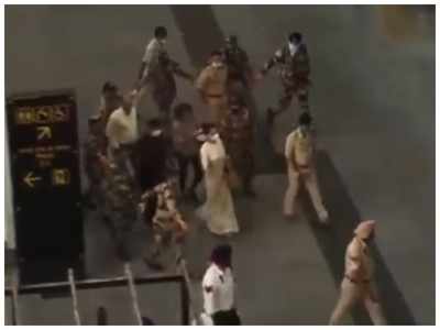 Watch: Kangana Ranaut arrives at Mohali International Airport as she leaves for Mumbai