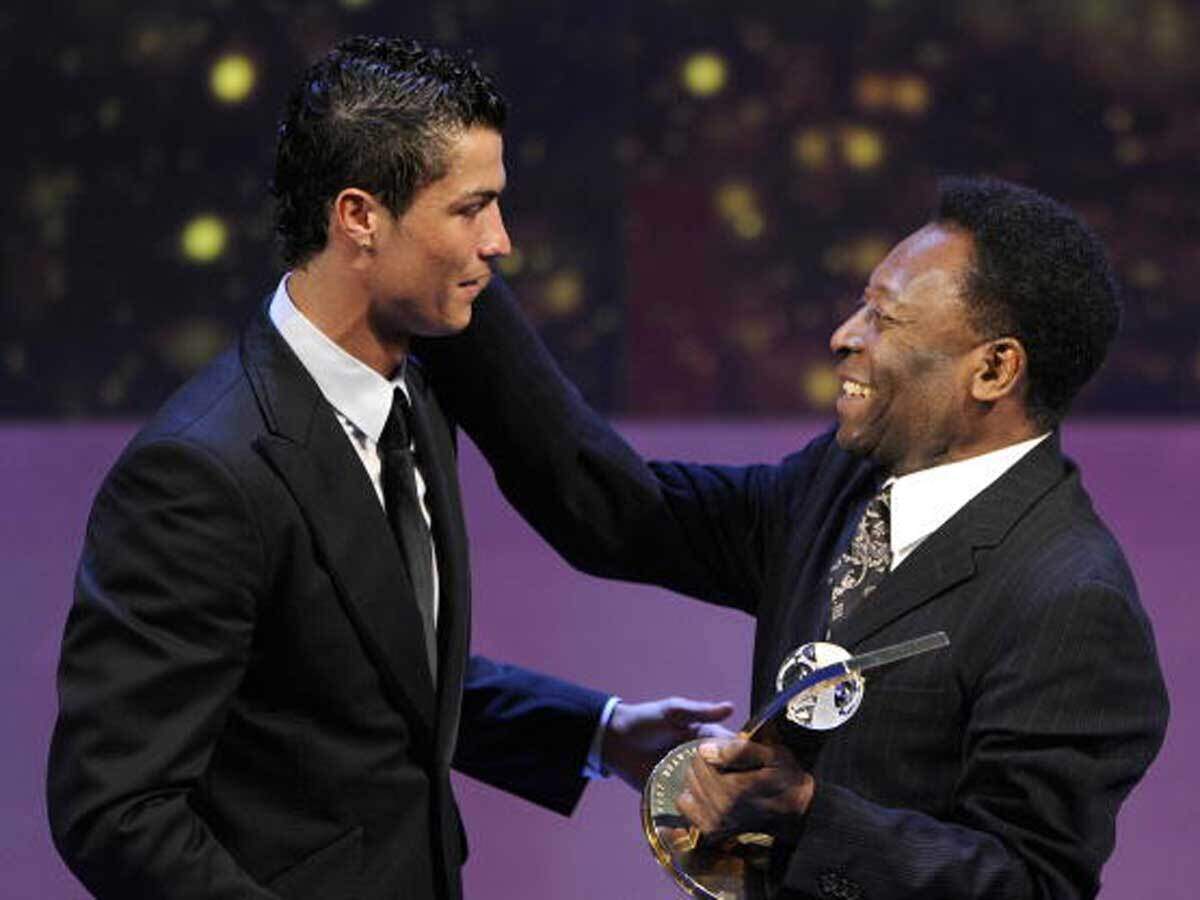 Pele congratulates Cristiano Ronaldo on 