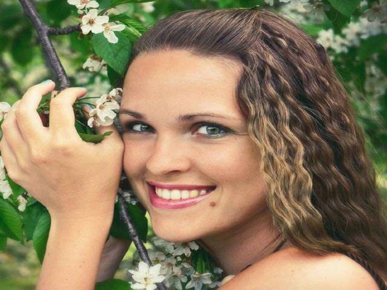 Hair crimpers: Get voluminous, party-like hair in minutes - Times of India Hair crimpers: Get voluminous, party-like hair in minutes - Times of India