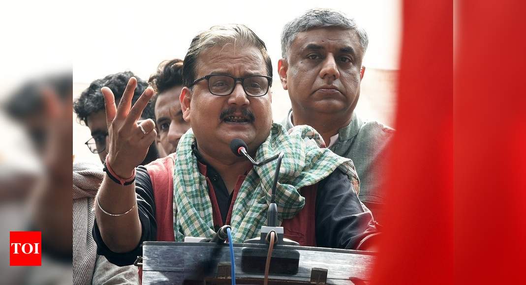 Oppn fields Manoj Jha for RS dy chairman post