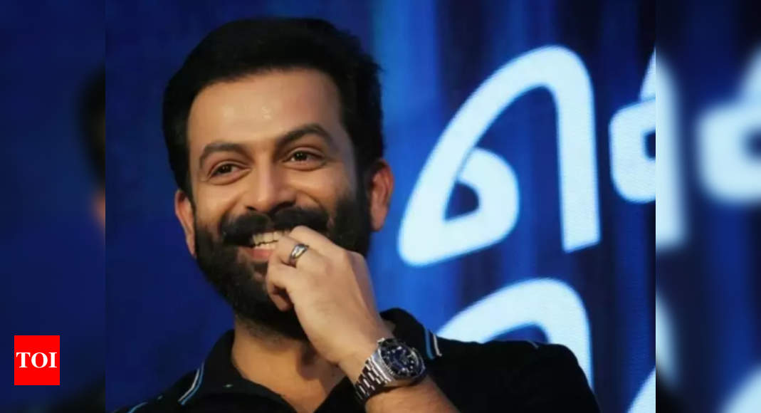 FlashbackFriday: Prithviraj Sukumaran's picture from the first day of his  debut film 'Nandanam' | Malayalam Movie News - Times of India