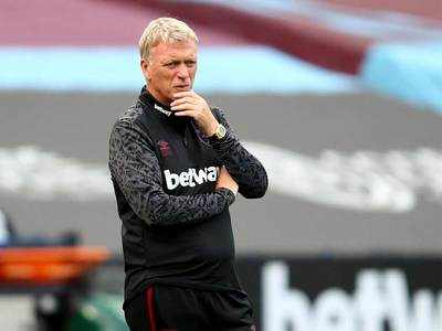 West Ham players will continue taking a knee, says Moyes