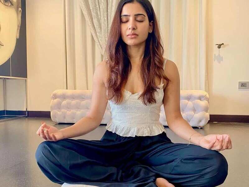 Samantha Akkineni kick-starts her perfect weekend with 108 surya namaskars  | Telugu Movie News - Times of India