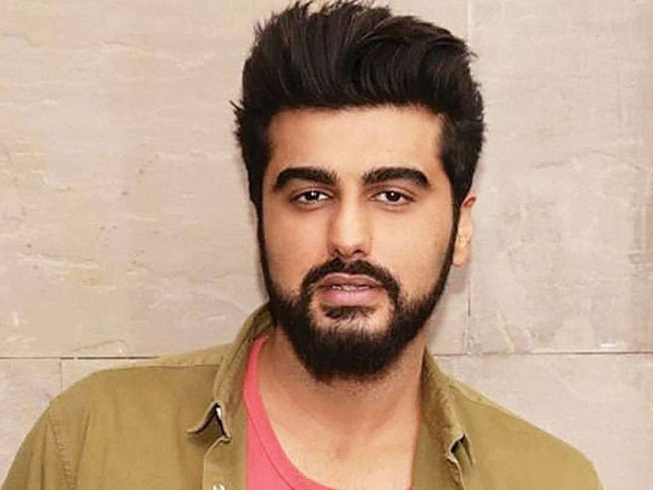 Arjun Kapoor's reaction to Ranveer Singh's latest picture on Instagram is  proof of their bromance