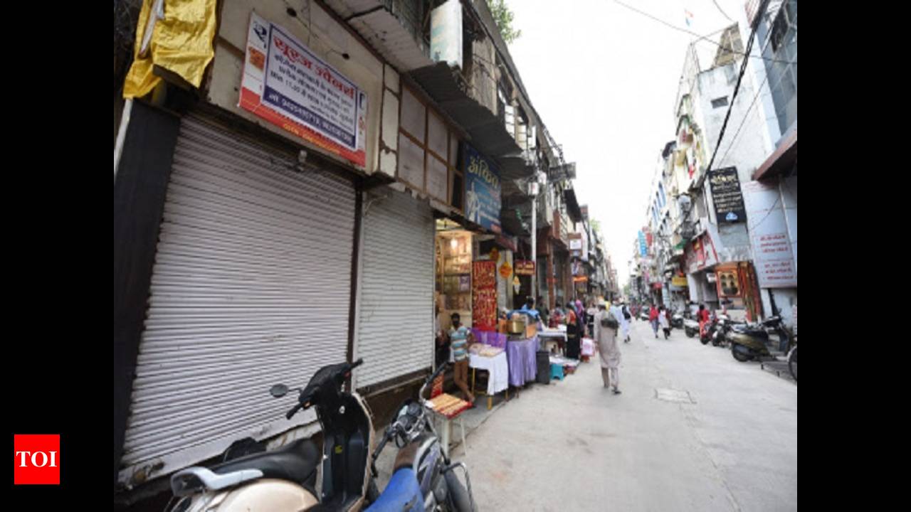 Traders in Indore opt for Sunday shutdown curtail daily business