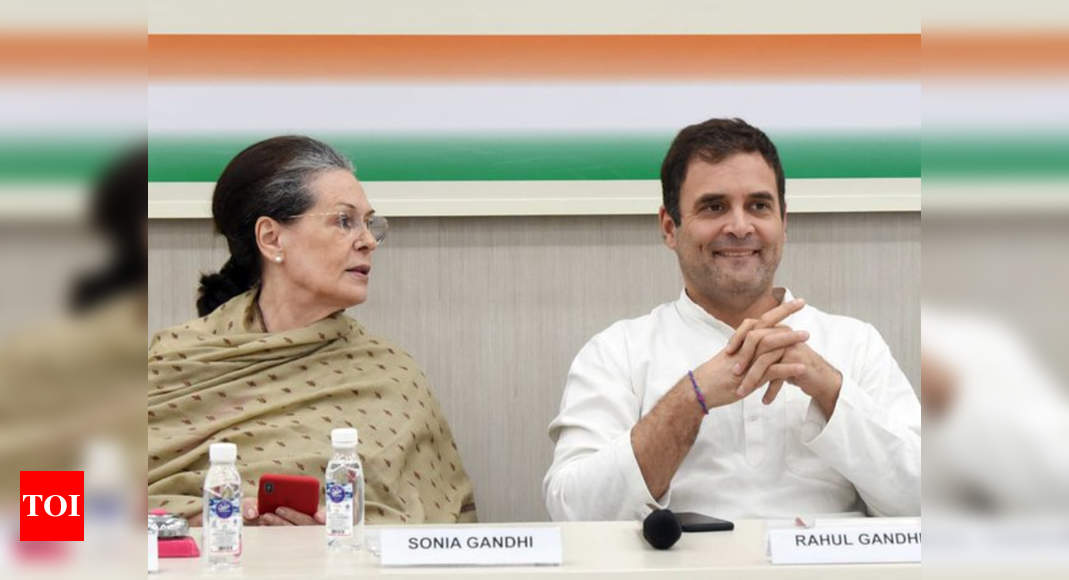 Sonia , Rahul go abroad for her check-up