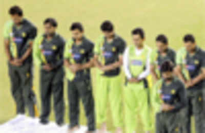 Pakistan team practices under lights at Mohali