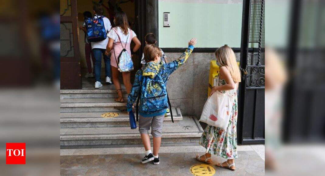 Millions return to school in Italy after coronavirus closure - Times of ...