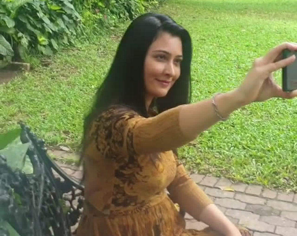
Yash and Ayra capture Radhika Pandit's selfie shenanigans

