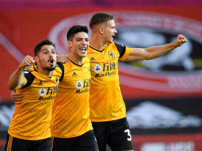 Premier League: Wolves' fast start subdues Blades | Football News ...