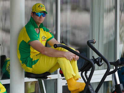 Steve Smith on track to return for Australia after head knock