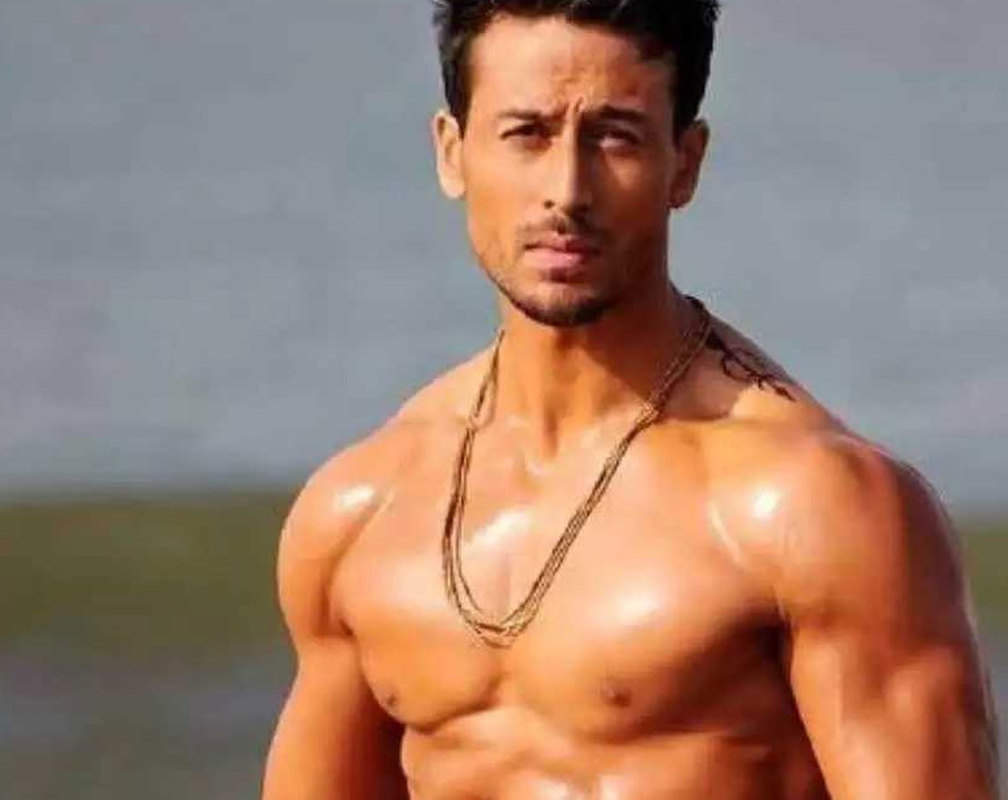 
Tiger Shroff to charge a whopping Rs 30 crore for Vikas Bahl's next sports drama?
