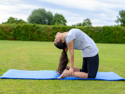 Knee pain hindering your yoga practice? Try this expert-recommended trick