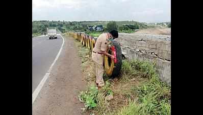 Barriers placed near Khambatki tunnel on Pune-Satara highway
