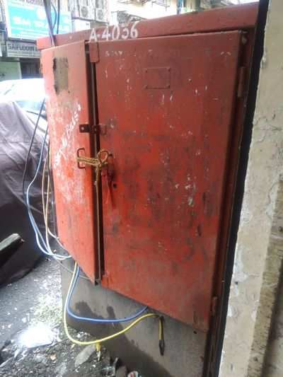 High Voltage box in a DANGEROUS STATE