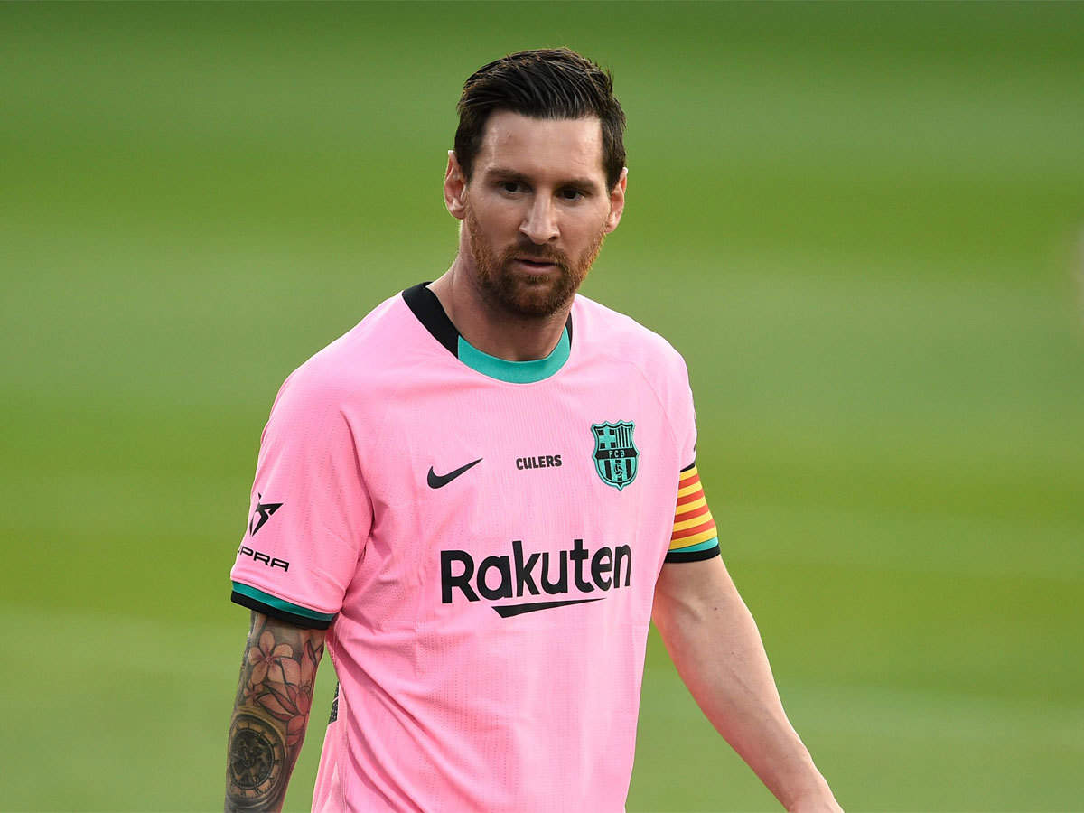 lionel messi pink jersey