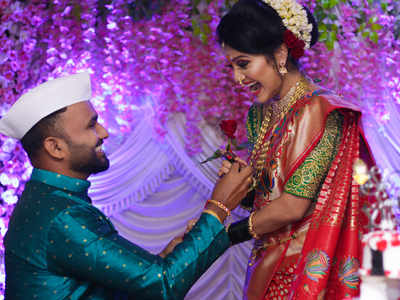 Marathi Weddings | Indian Bridal Blog | My Bridal Diary: My Engagement  Photo Book