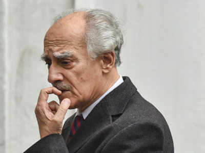Court orders FIR against ex-minister Arun Shourie for Udaipur hotel sale