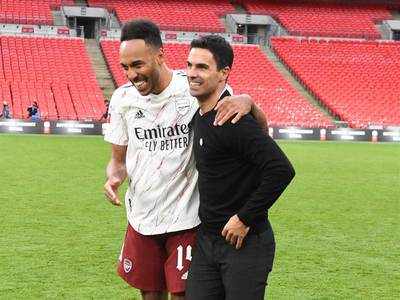 Mikel Arteta: Pierre-Emerick Aubameyang's contract signed 'very