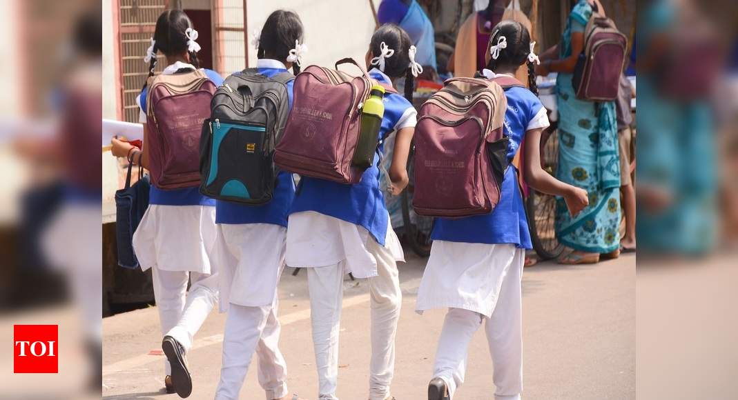 60% Indian kids go to school on foot: Survey