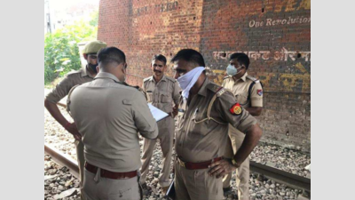 Woman, minor daughter run over by train while crossing tracks in Shahjahanpur