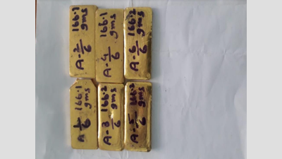 Bihar: 1kg gold smuggled from Myanmar seized, woman carrier held