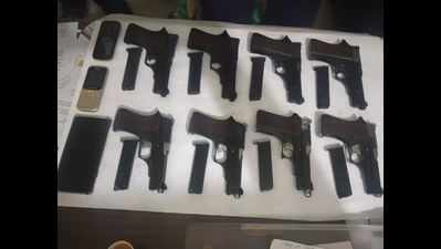 Bihar: STF seizes eight semi-automatic pistols in Patna, three arrested