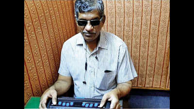 Lucknow professor’s audio books break pandemic shackles for blind