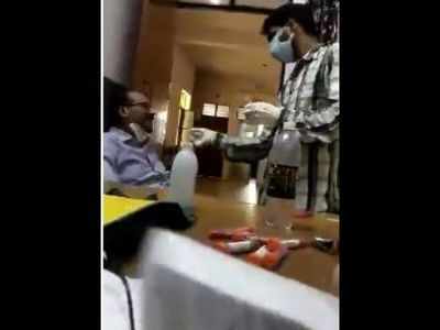 Video: Mathura doctor gives his samples multiple times to complete ...